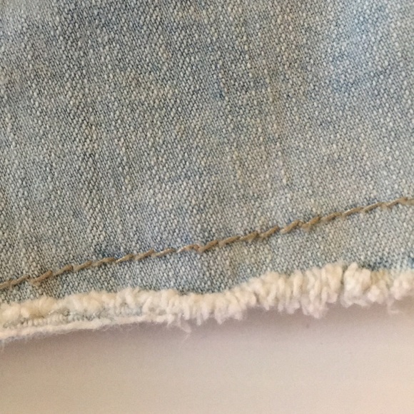 Jean Shorts Sz L . Light blue - Picture 8 of 13